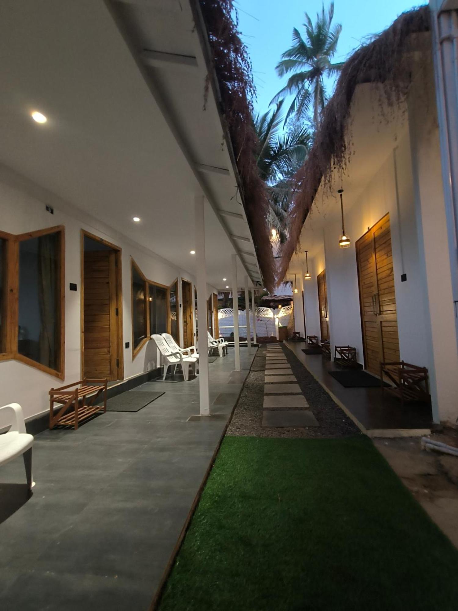 Aqua Beach Stays Ashwem Mandrem Zewnętrze zdjęcie