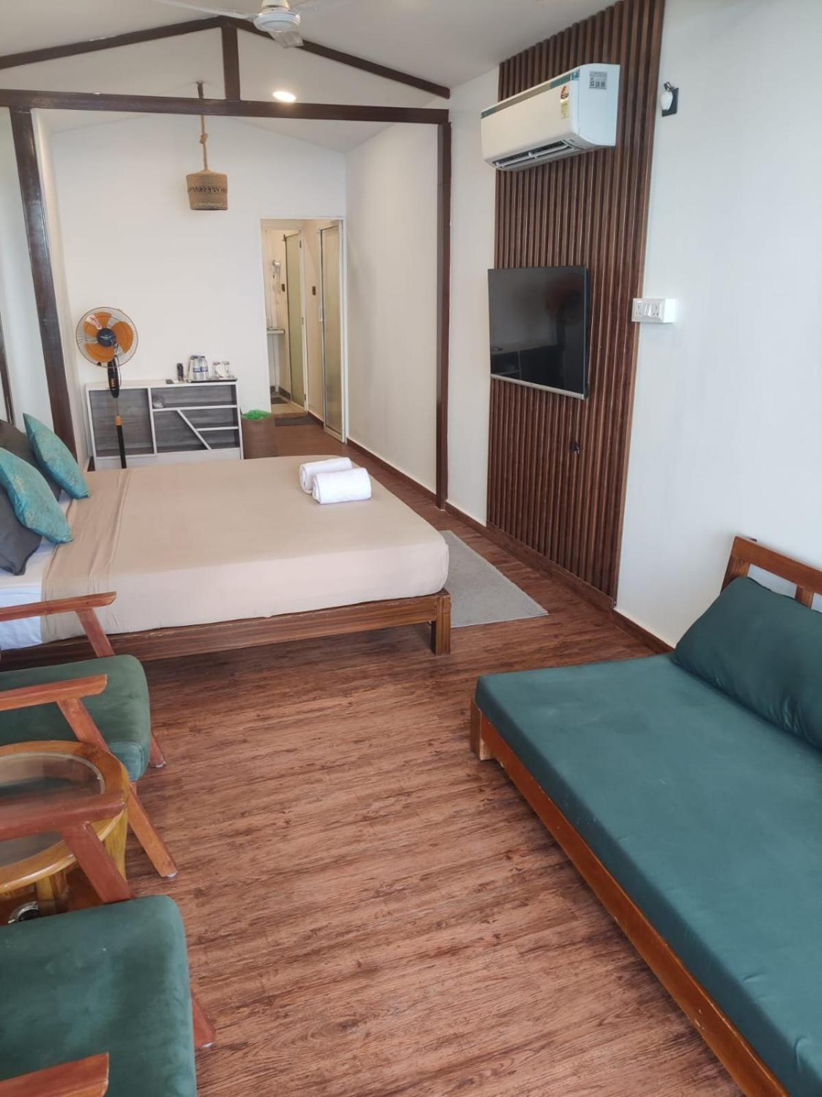 Aqua Beach Stays Ashwem Mandrem Zewnętrze zdjęcie